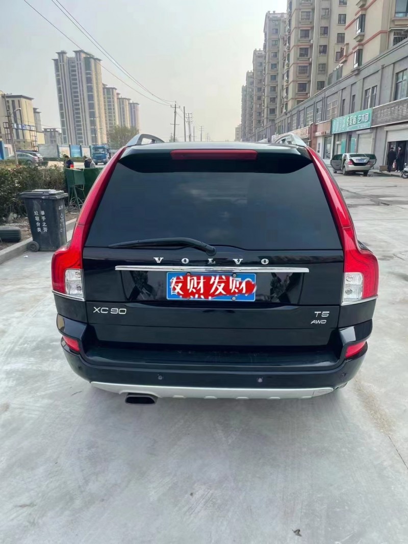 青島12年沃爾沃XC909