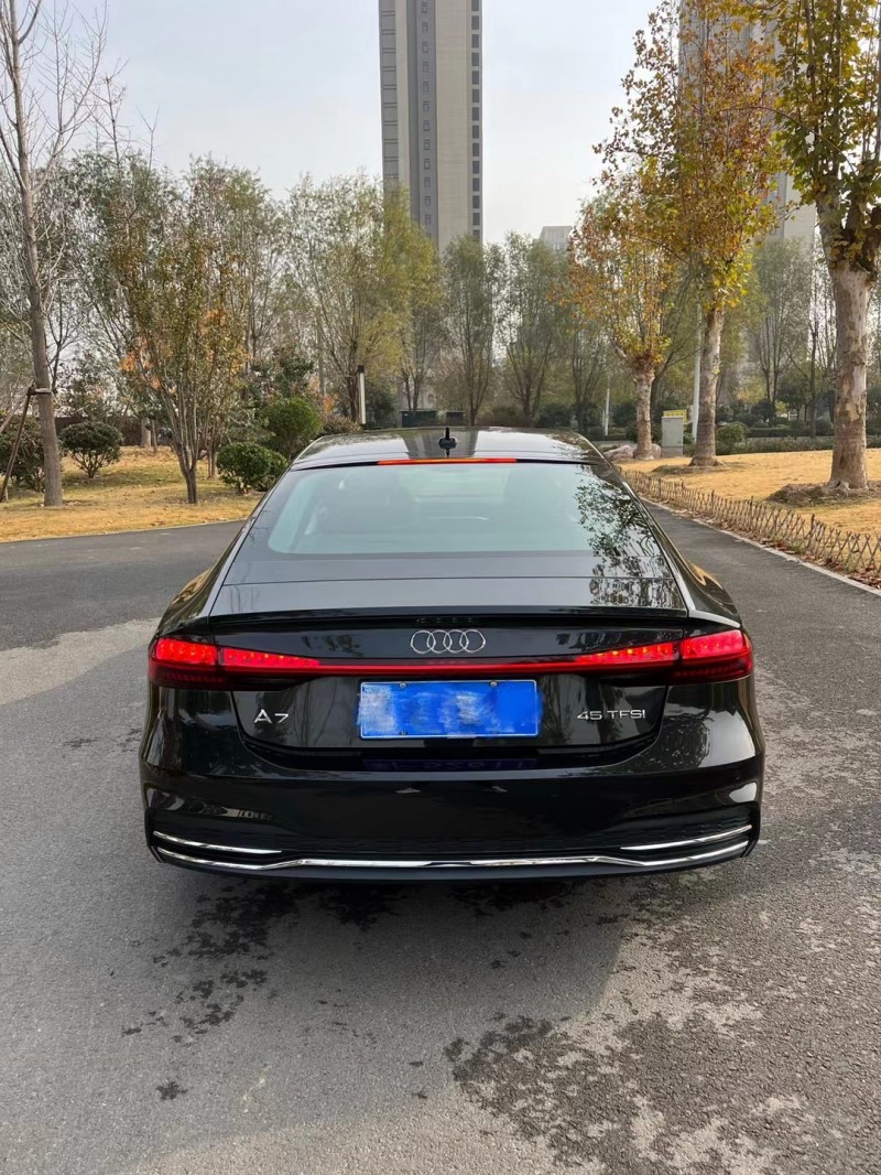 濮陽21年奧迪A7L1