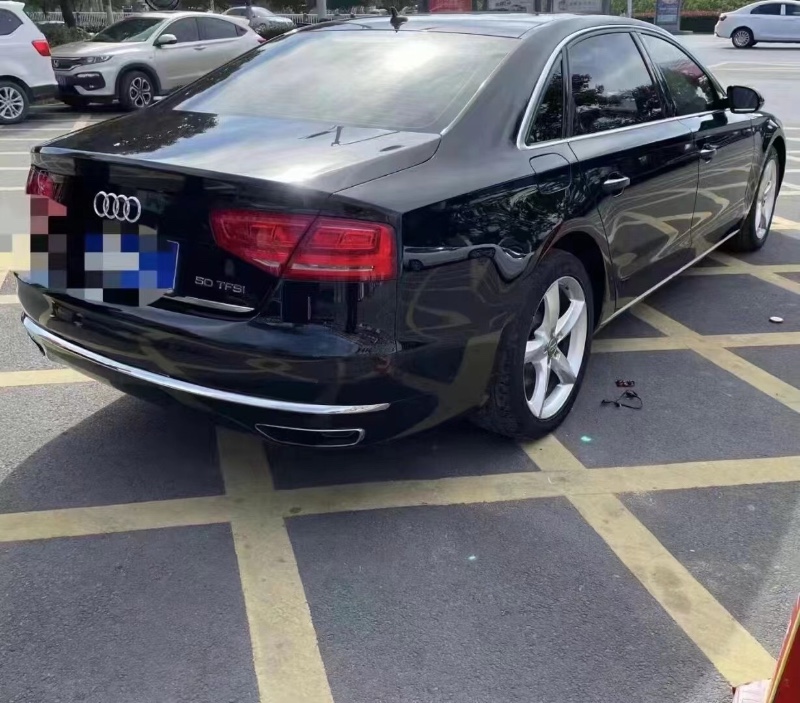 武漢14年奧迪A8L6