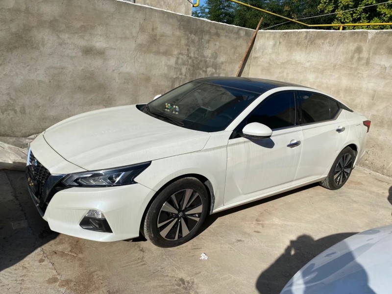 連云港21年日產天籟7