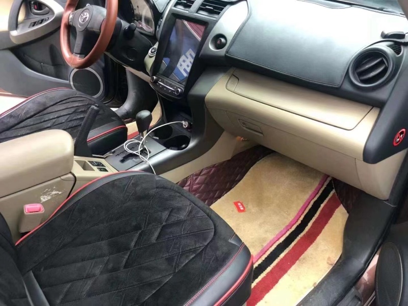 孝感13年豐田RAV43