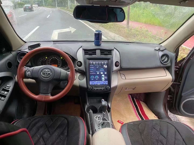 孝感13年豐田RAV44