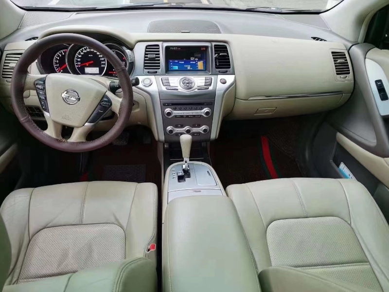 常德13年日產樓蘭5
