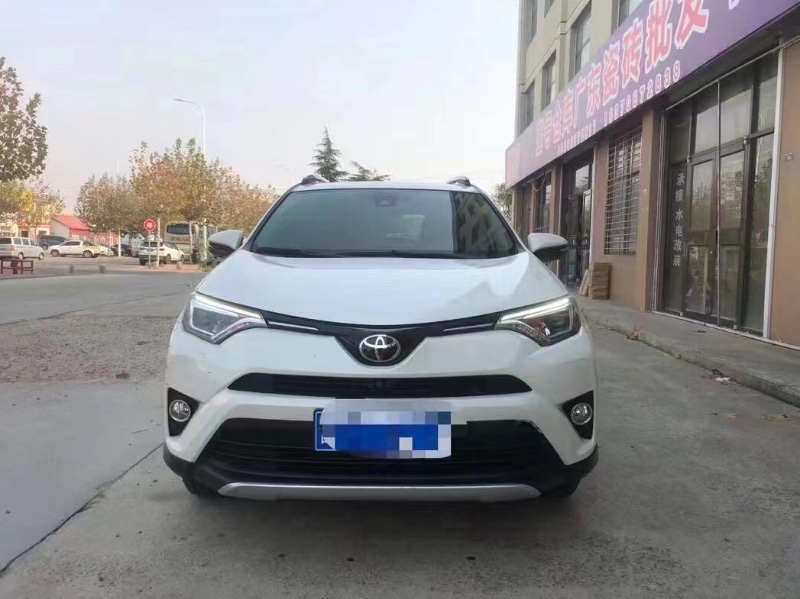 威海19年豐田RAV4榮放2