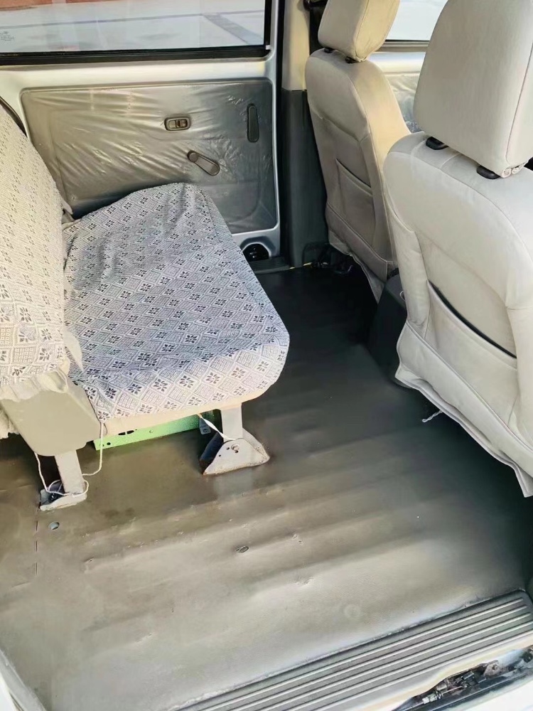 威海19年五菱汽車榮光V4