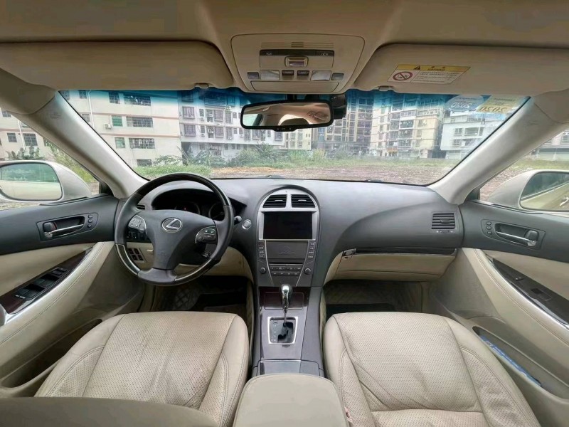 广州10年雷克萨斯ES9