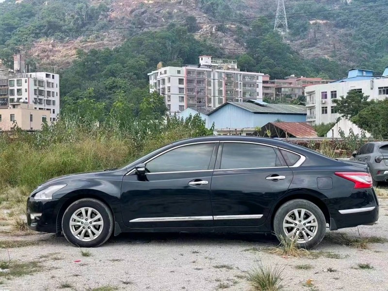 广州15年日产天籁6