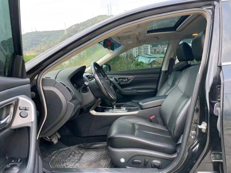 广州15年日产天籁8