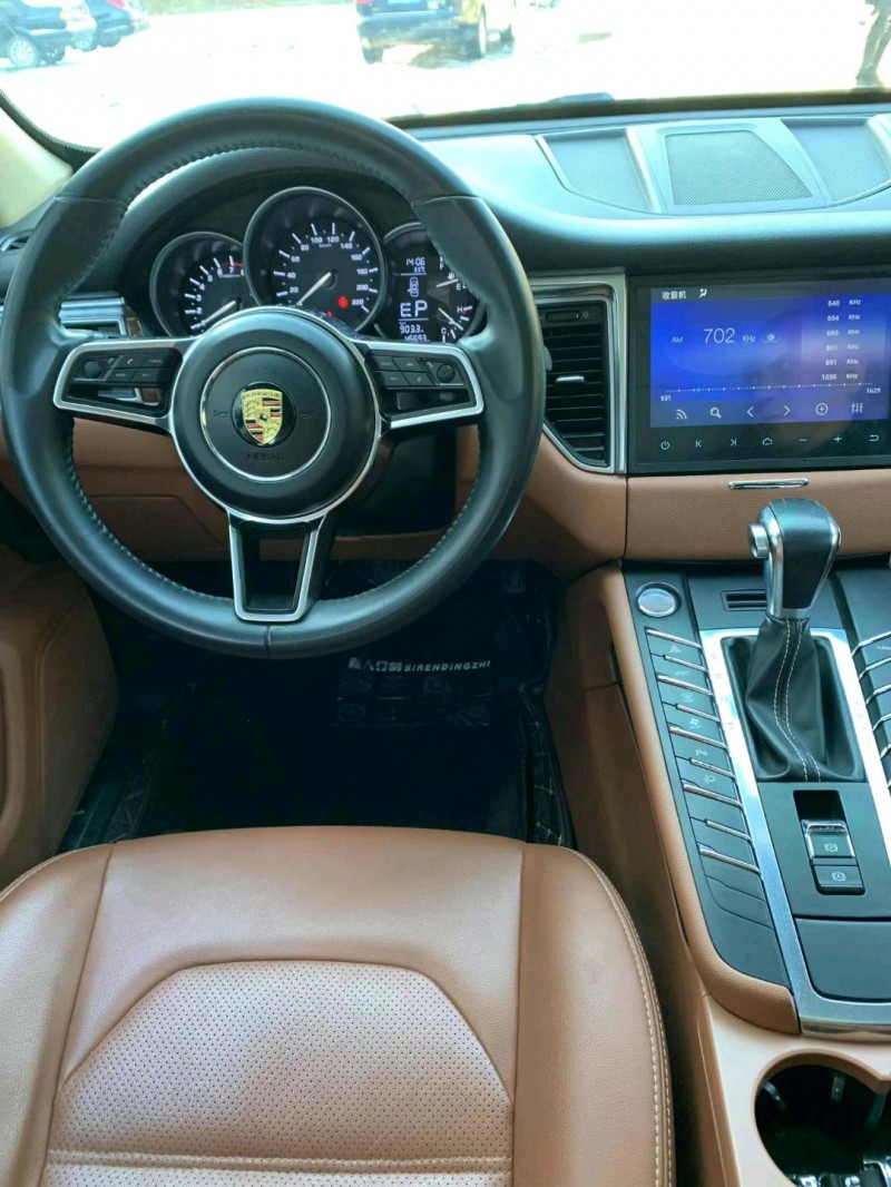 北京18年众泰SR95