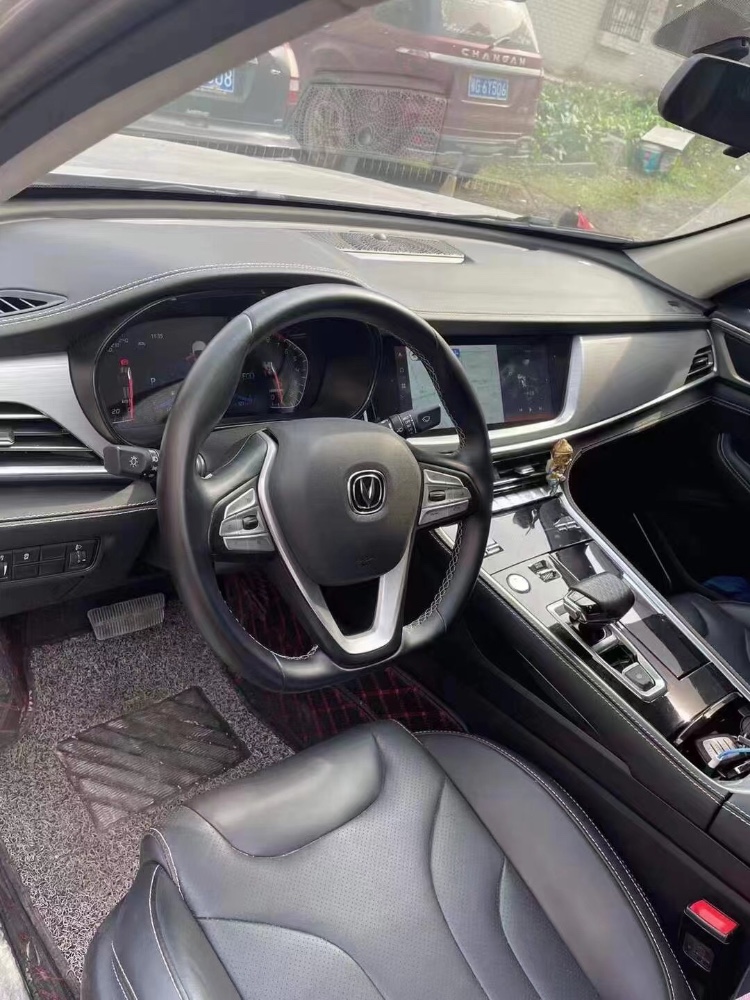 咸寧21年長安汽車CS853