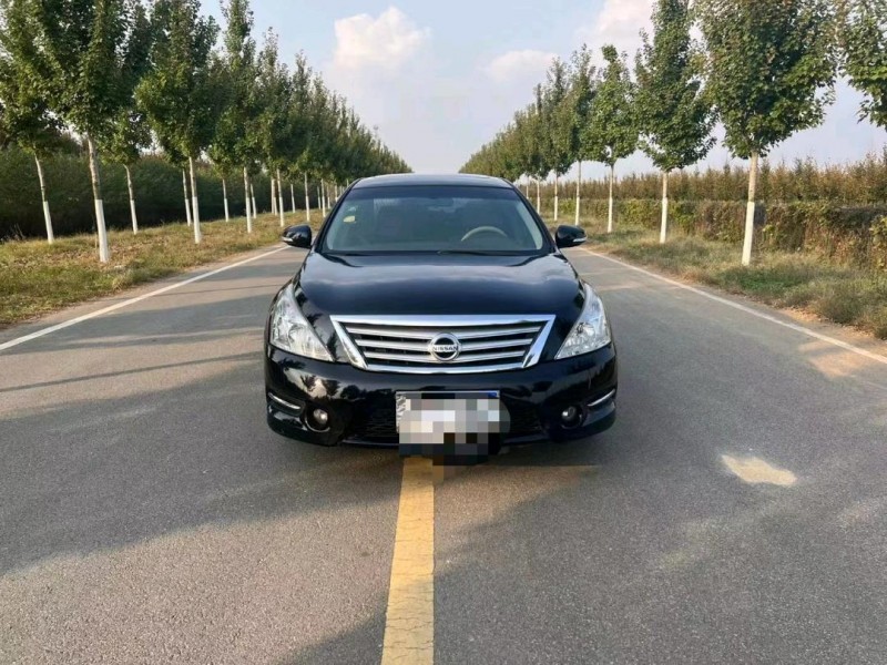 徐州11年日產天籟1