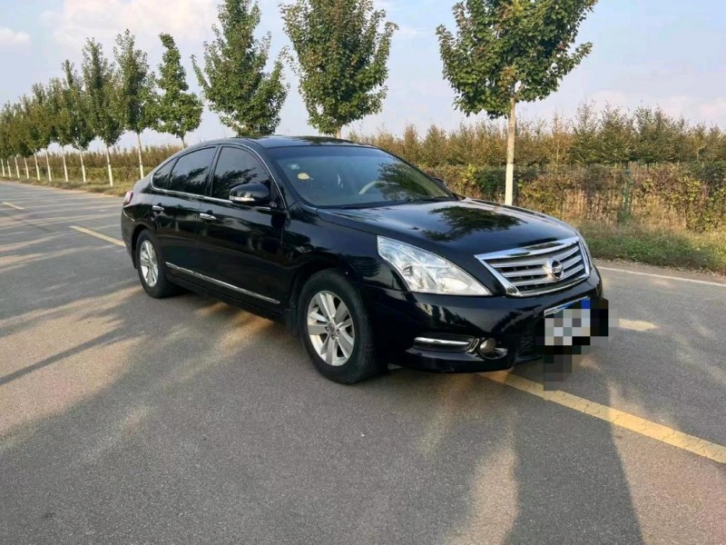 徐州11年日產天籟2