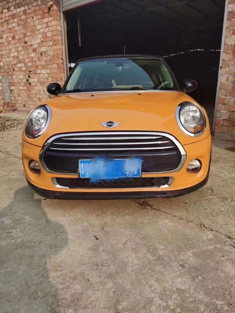 德陽17年寶馬MINI1