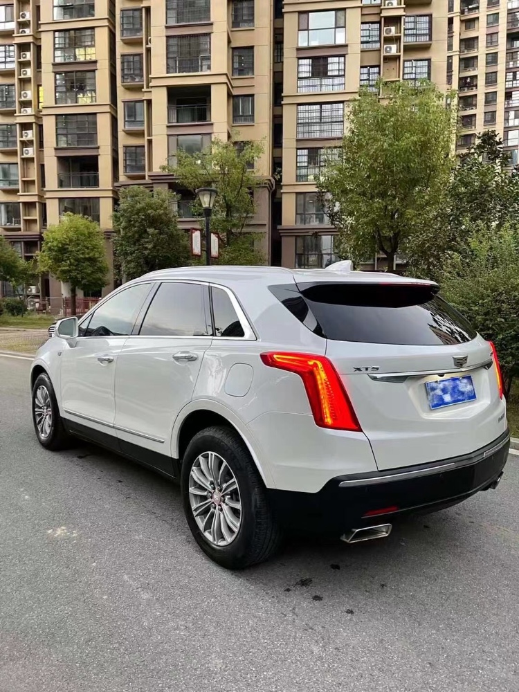 巢湖16年凱迪拉克XT59