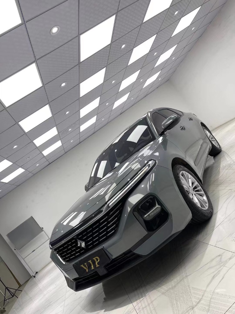 成都20年寶駿RC52
