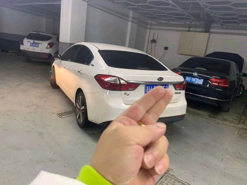 臺州17年起亞K36
