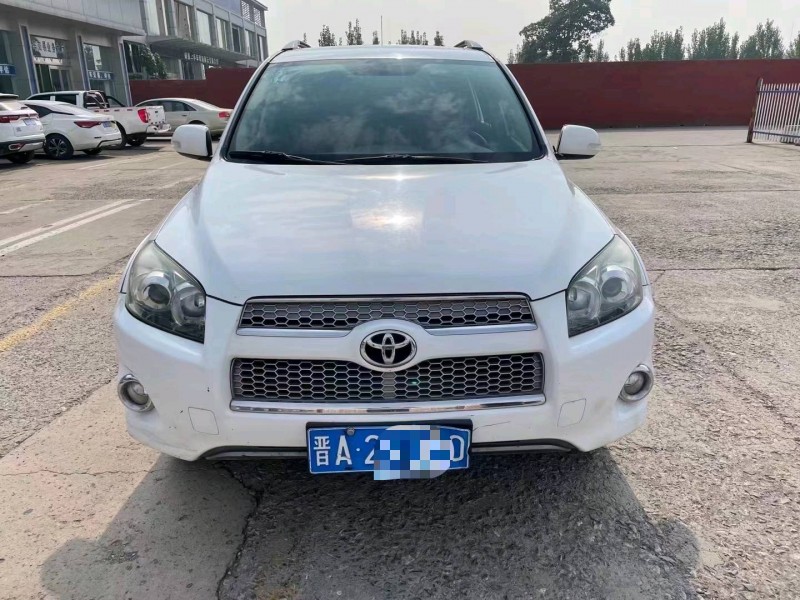運城13年豐田RAV41