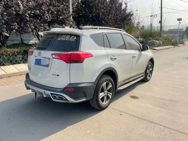 淄博16年豐田RAV4榮放7