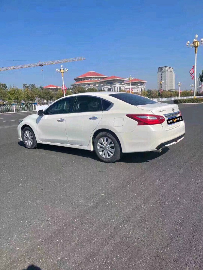 滄州17年日產天籟3