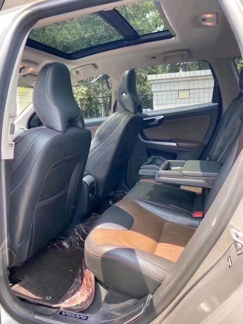 中山16年沃爾沃XC609