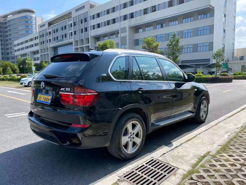 中山13年寶馬X57