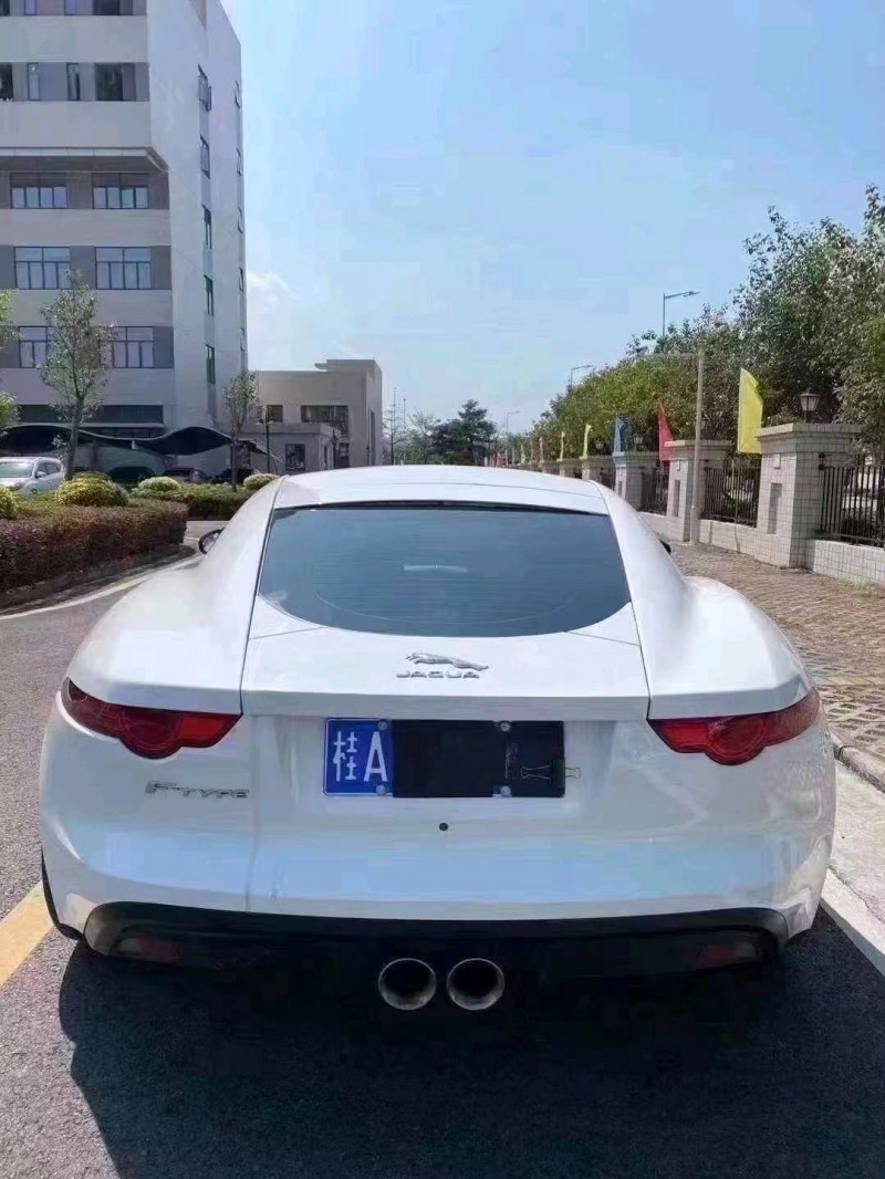 中山15年捷豹F-Type8