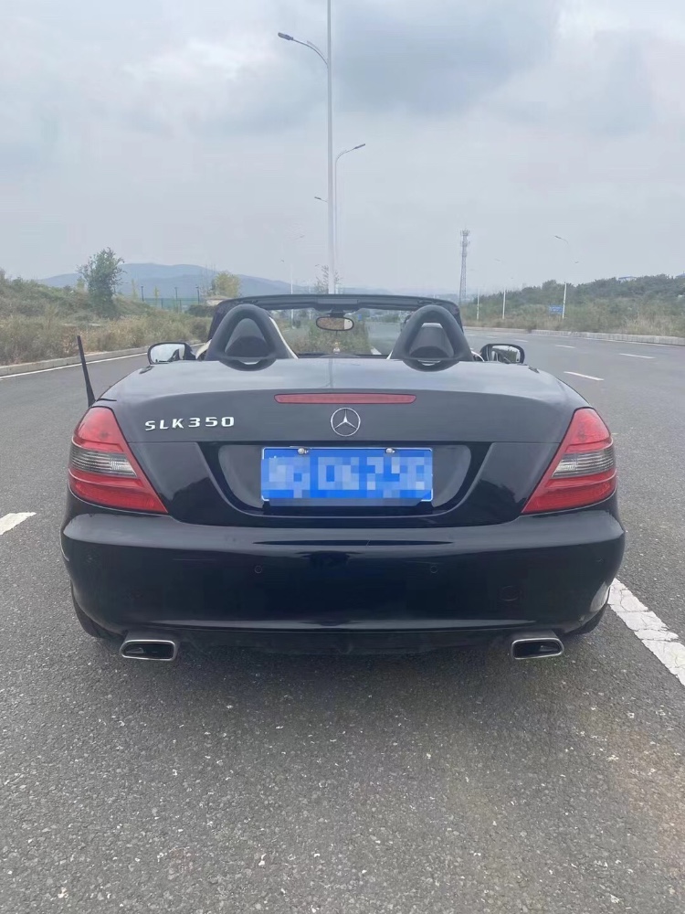 日照10年奔馳SLK7
