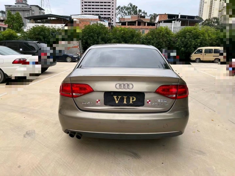 南寧09年奧迪A4L8