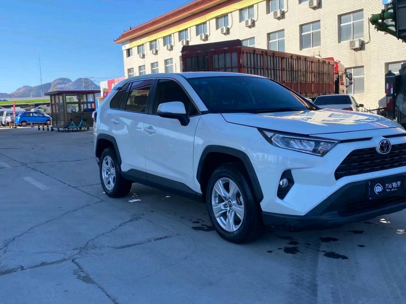 保定20年豐田RAV43