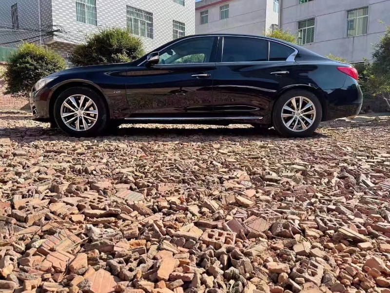三明17年英菲尼迪Q50L3