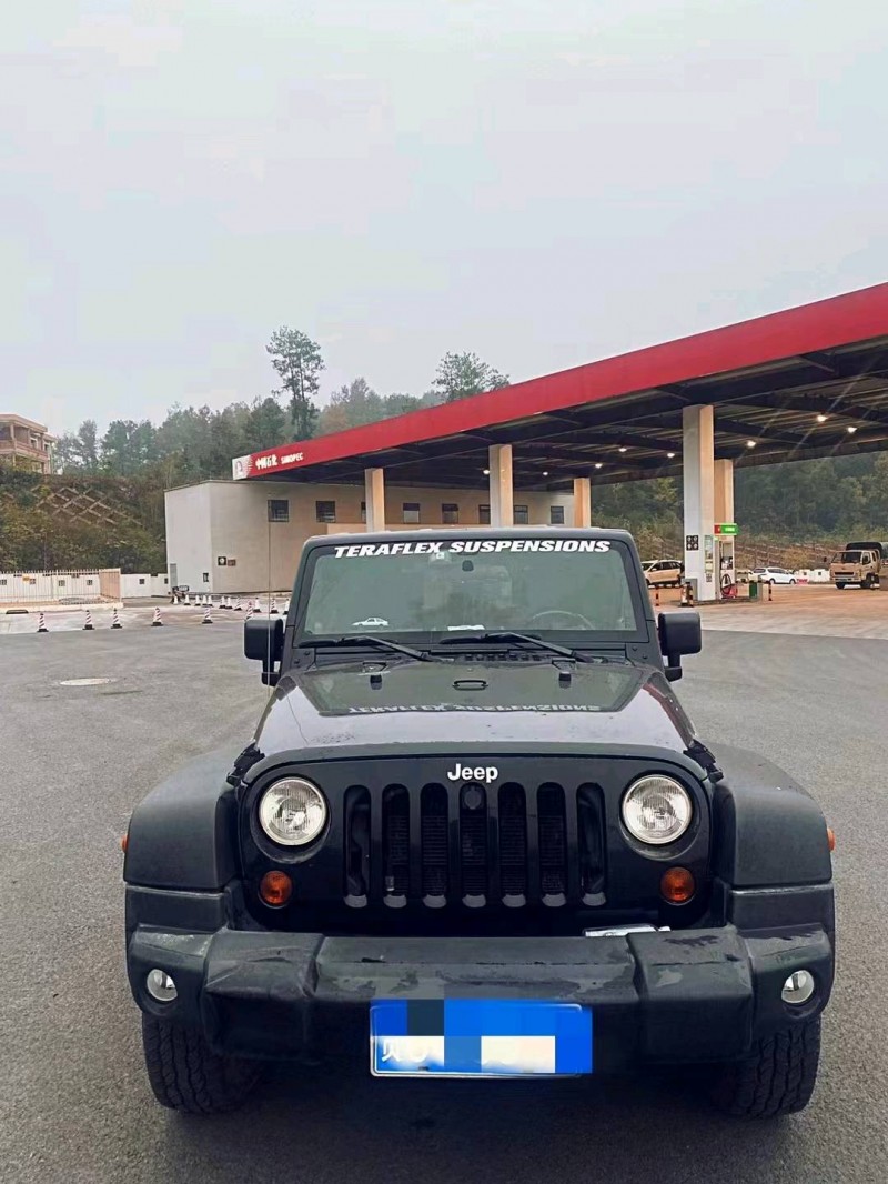 安順11年Jeep牧馬人1