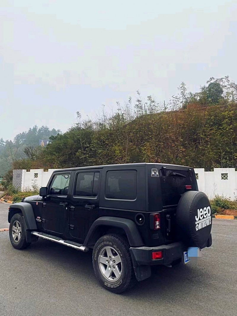 安順11年Jeep牧馬人5