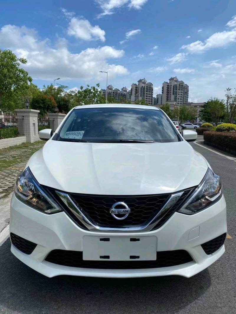 中山21年日產軒逸1