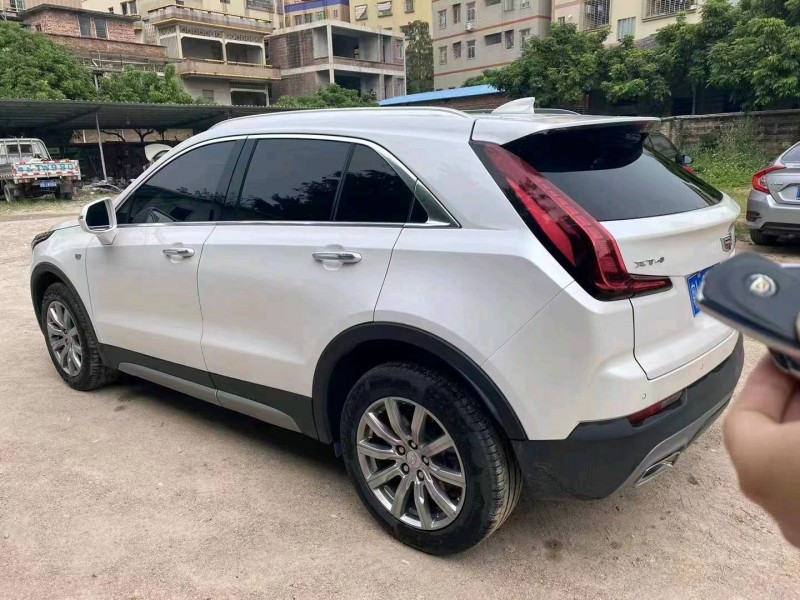 汕頭21年凱迪拉克XT48