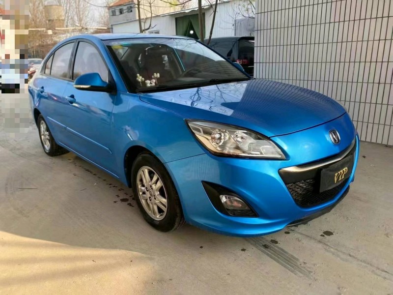 濟寧14年長安汽車悅翔V52