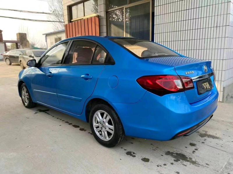 濟寧14年長安汽車悅翔V57
