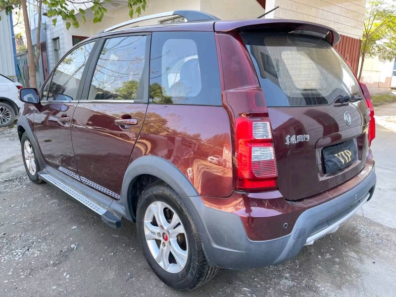 济宁15年东风景逸3