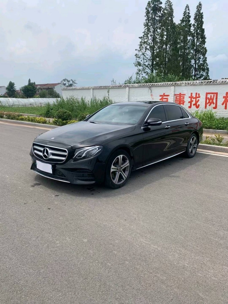 徐州19年奔馳E8