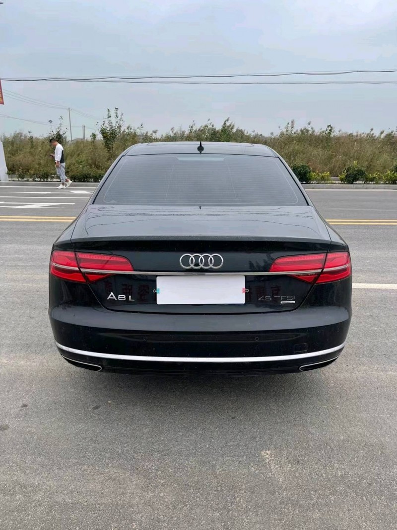 宿遷16年奧迪A8L9