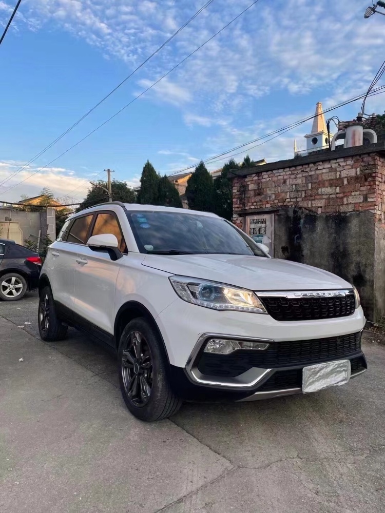益陽19年獵豹汽車CS92