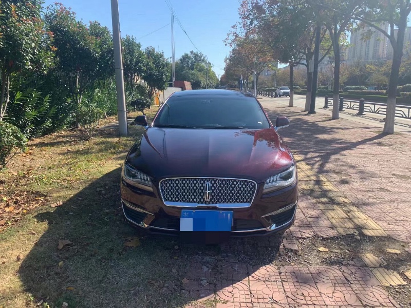 銅陵18年林肯MKZ9