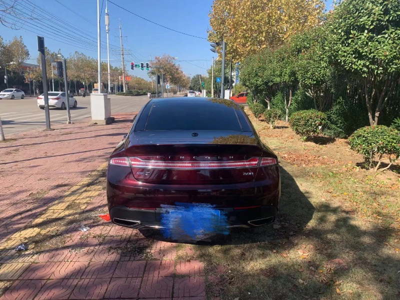 銅陵18年林肯MKZ3