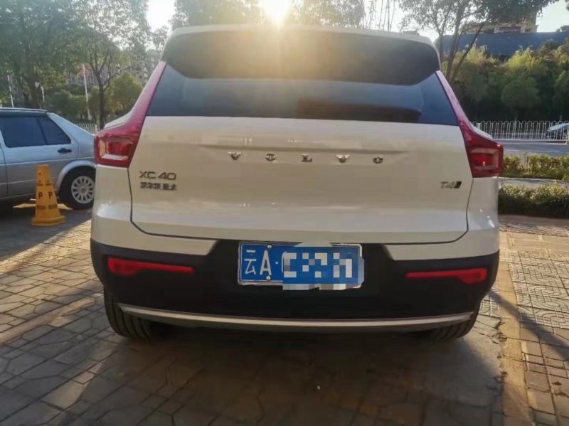 昆明21年沃爾沃XC402