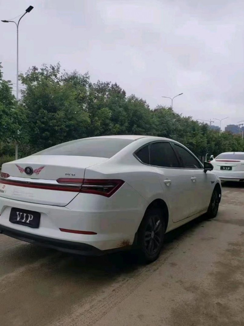 黔西南19年比亞迪秦4