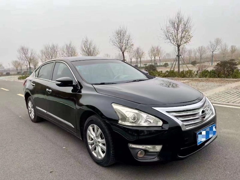 煙臺13年日產天籟3