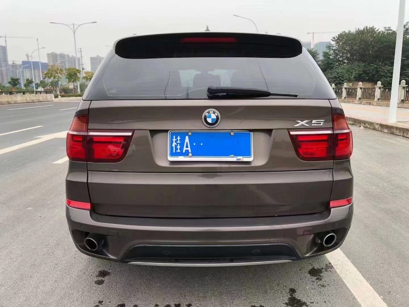 南寧13年寶馬X57
