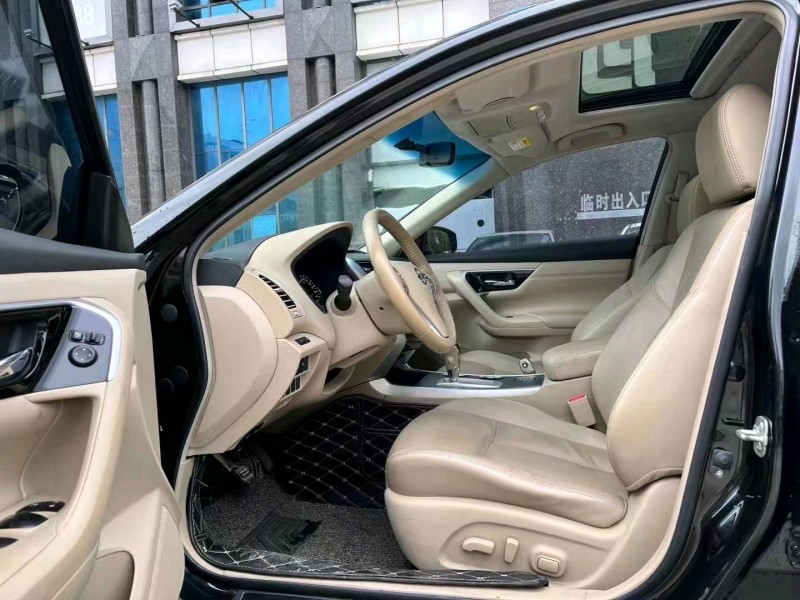 東莞17年日產天籟3