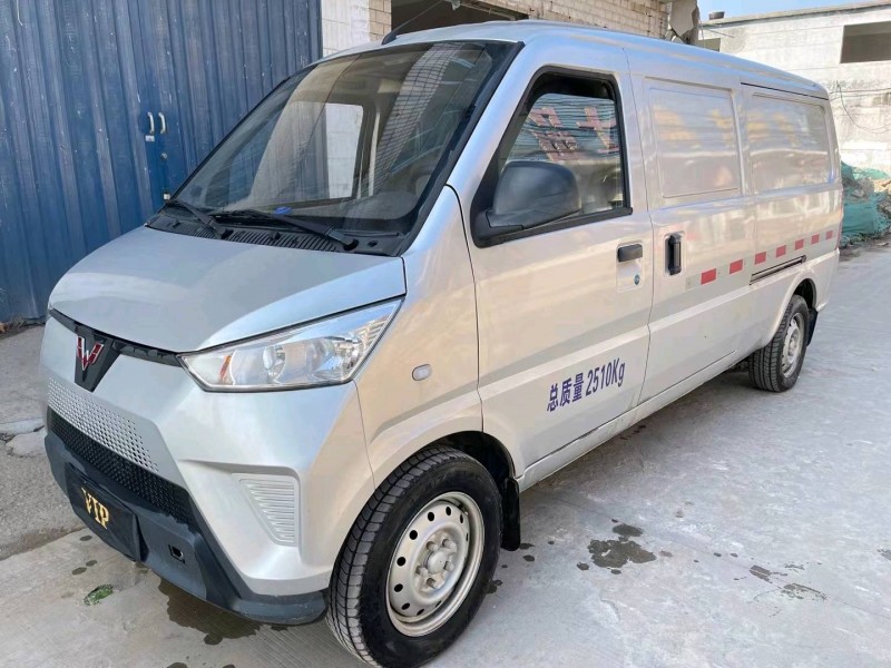 濟寧20年五菱汽車宏光2