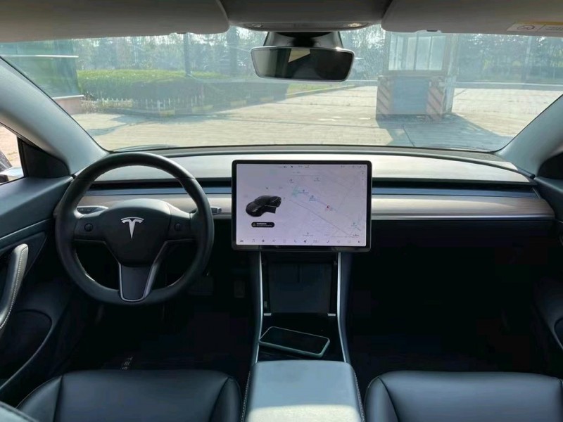 鹽城20年特斯拉MODEL 37