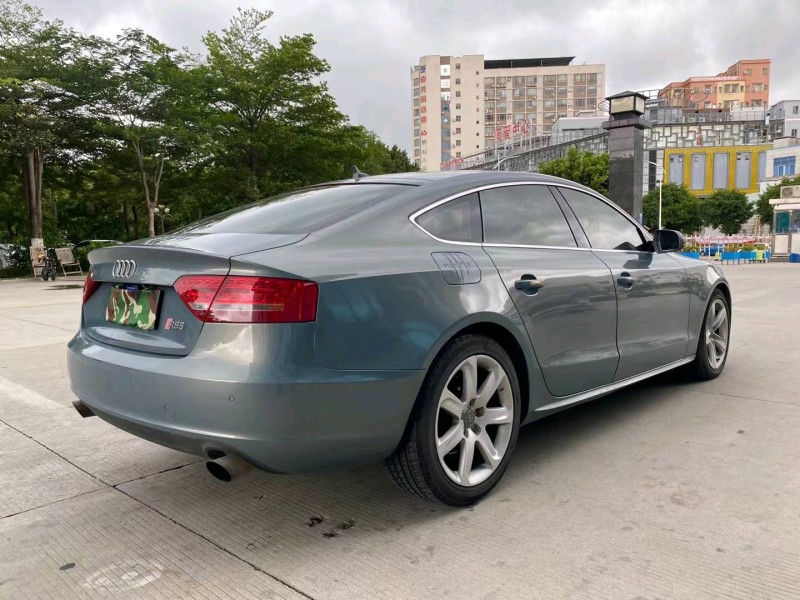 東莞12年奧迪A58